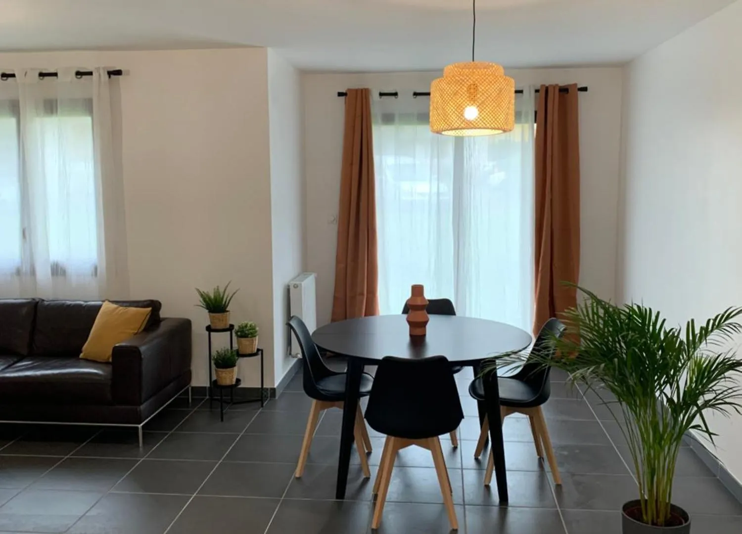 5Mn Crolles Chambre Au Calme Parking Gratuit - Belle Cuisine Partagee Froges Guest house