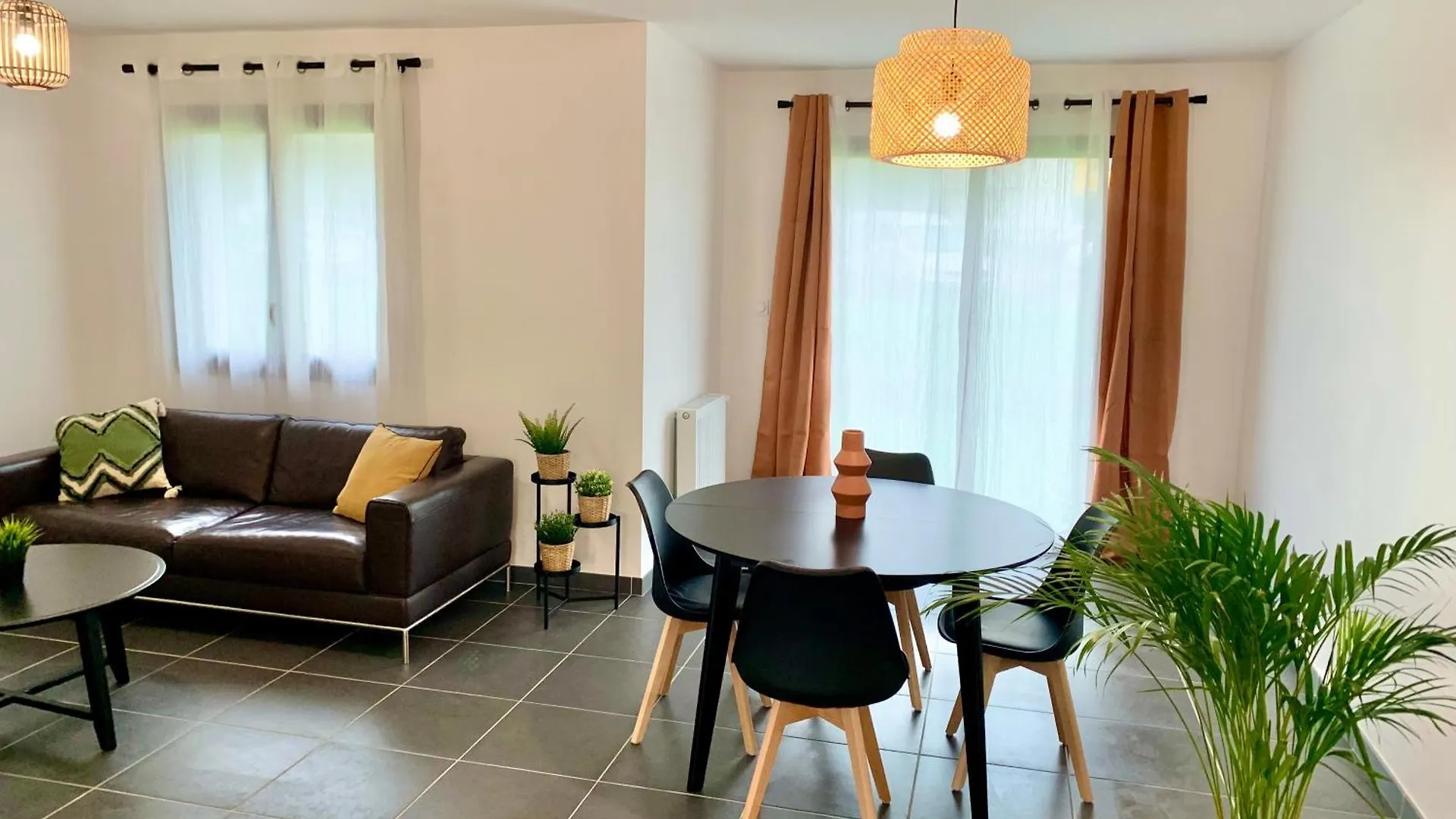 5Mn Crolles Chambre Au Calme Parking Gratuit - Belle Cuisine Partagee Froges
